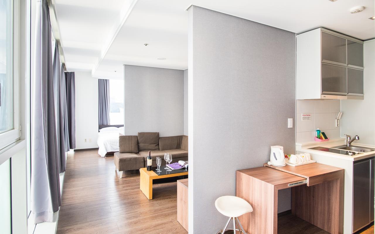 Hotel Arinus Shinchon Séoul Extérieur photo
